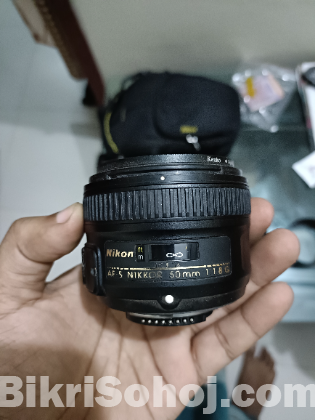 Nikon D3400 for sell